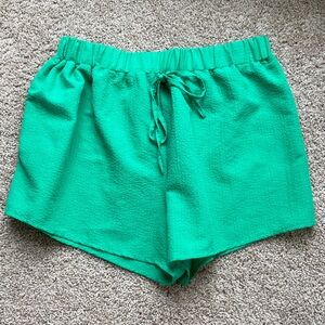 Kelly Green Elastic Waist Light-weight Shorts Size M
